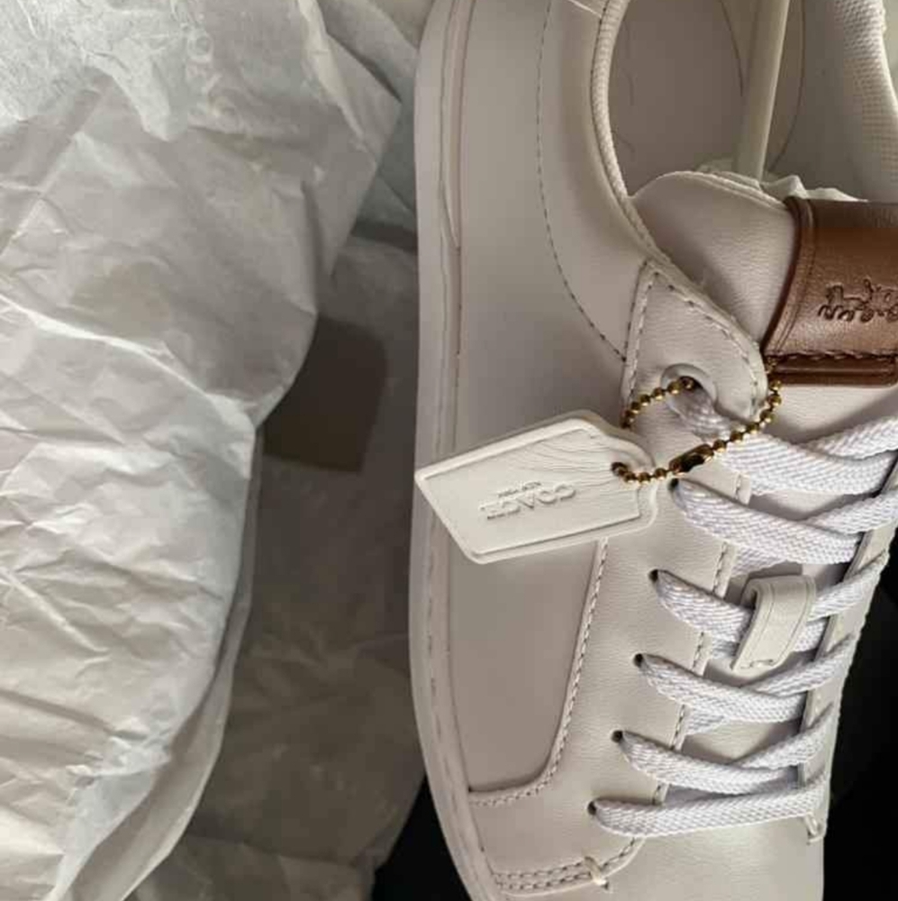 Coach low raise leather sneakers - Picture 4 of 9